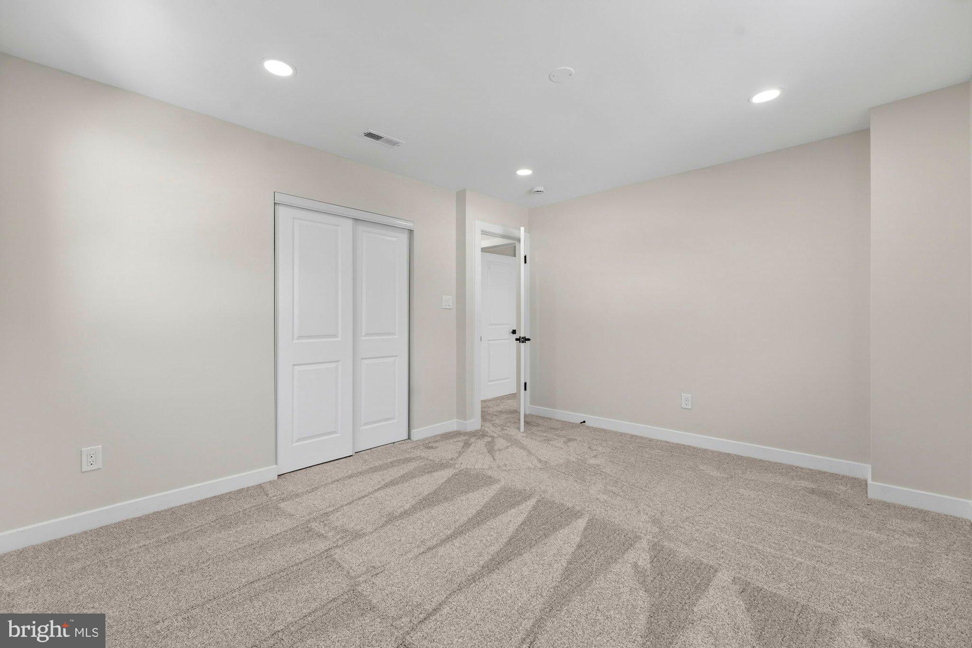 8612 Cottage Street Vienna, VA 22180 - Photo 34 of 61