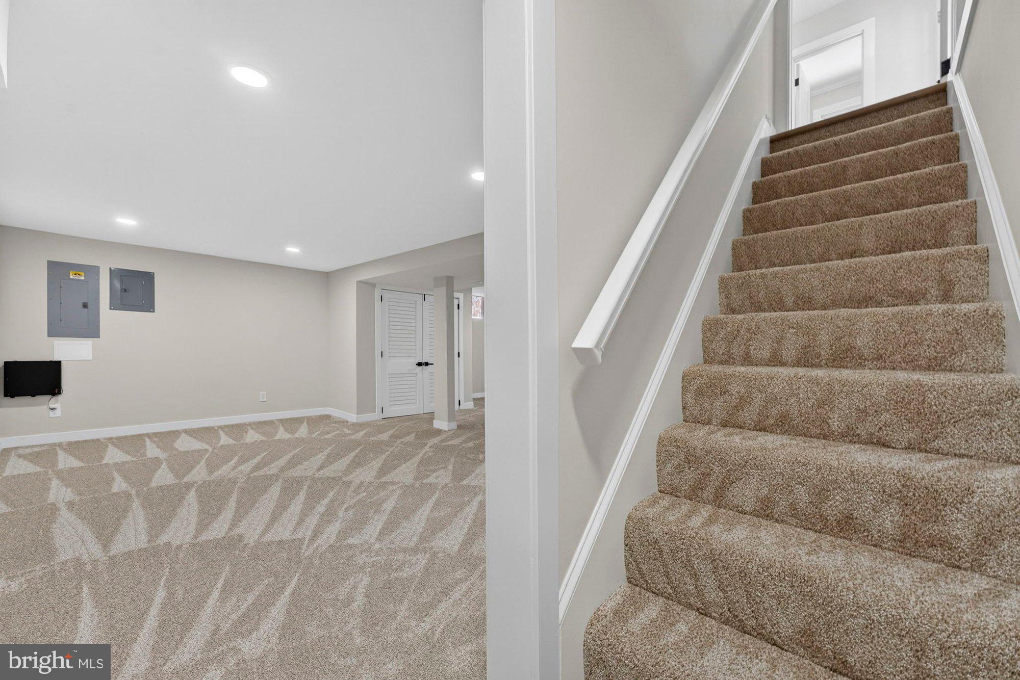 8612 Cottage Street Vienna, VA 22180 - Photo 41 of 61