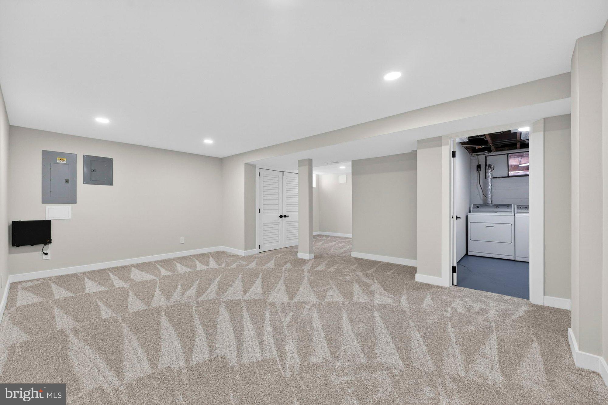 8612 Cottage Street Vienna, VA 22180 - Photo 43 of 61