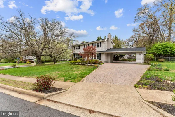 $1,100,000 | 8612 Cottage Street, Vienna, VA 22180