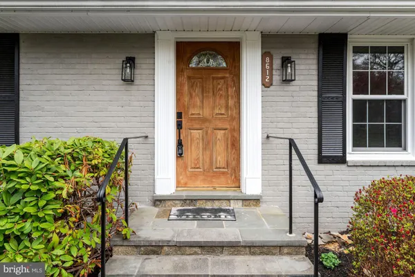 $1,100,000 | 8612 Cottage Street, Vienna, VA 22180