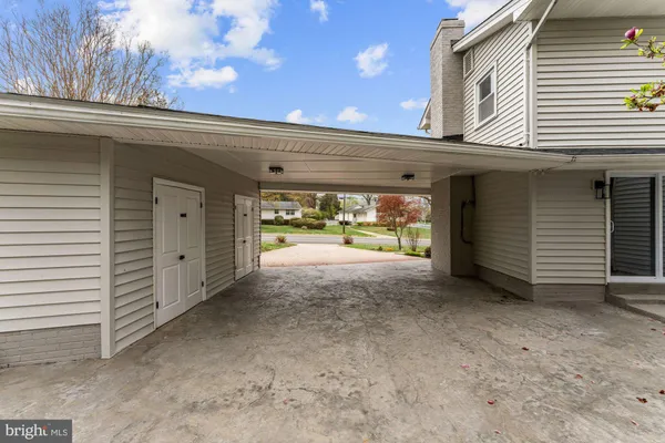$1,100,000 | 8612 Cottage Street, Vienna, VA 22180
