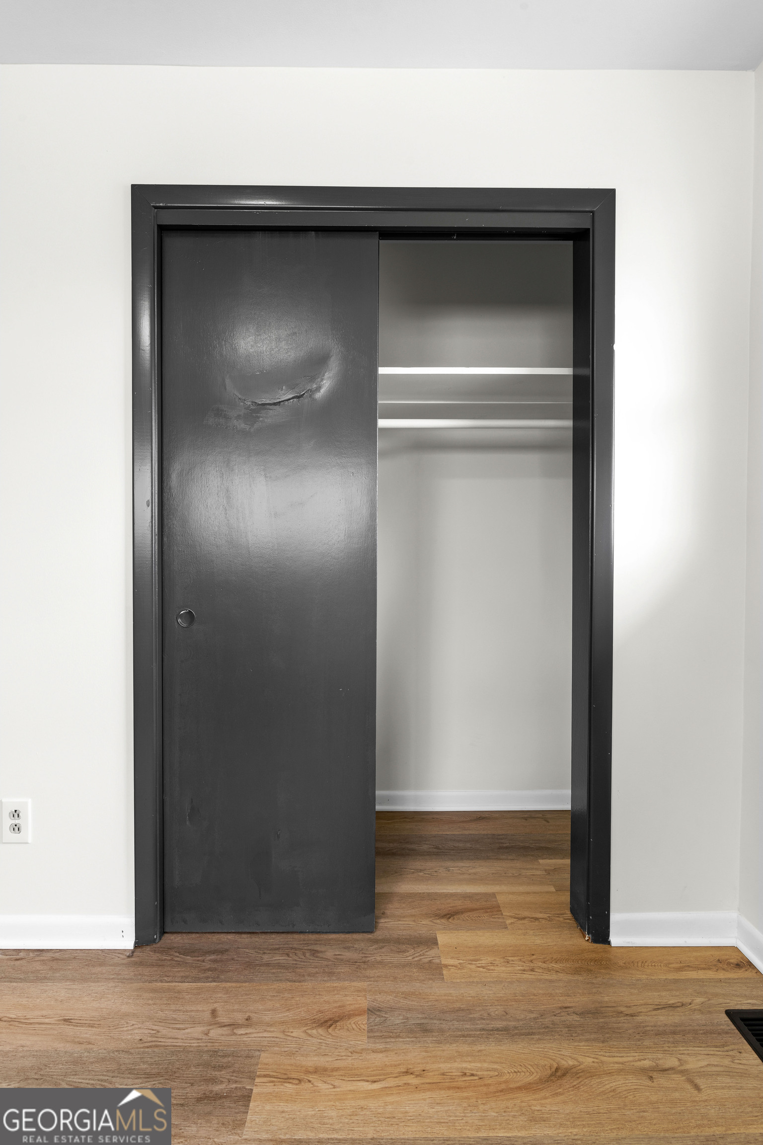 3548 Meadowview Court Rex, GA 30273 - Photo 27 of 41 a view of an empty room