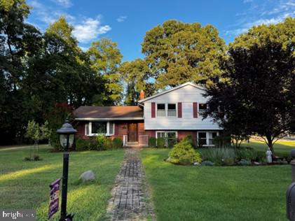 377 Dutch Ship Road Pasadena, MD 21122 - Photo 2 of 49 Gallery Image 2