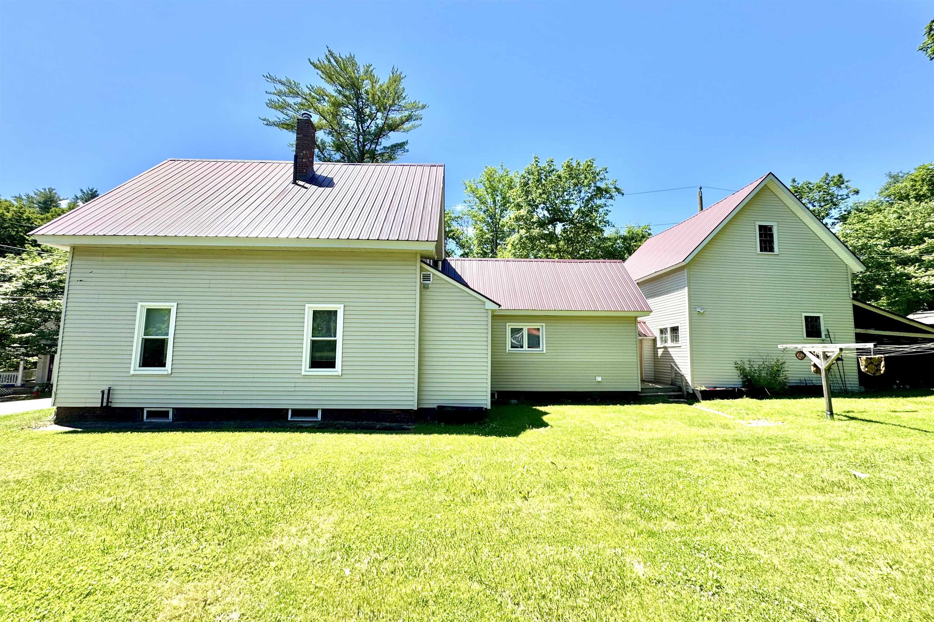 39 Chestnut Street Tilton, NH 03276 - Photo 6 of 39