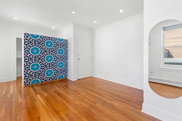 $999,999 | 422 Grand Street, Unit 3, Hoboken, NJ 07030