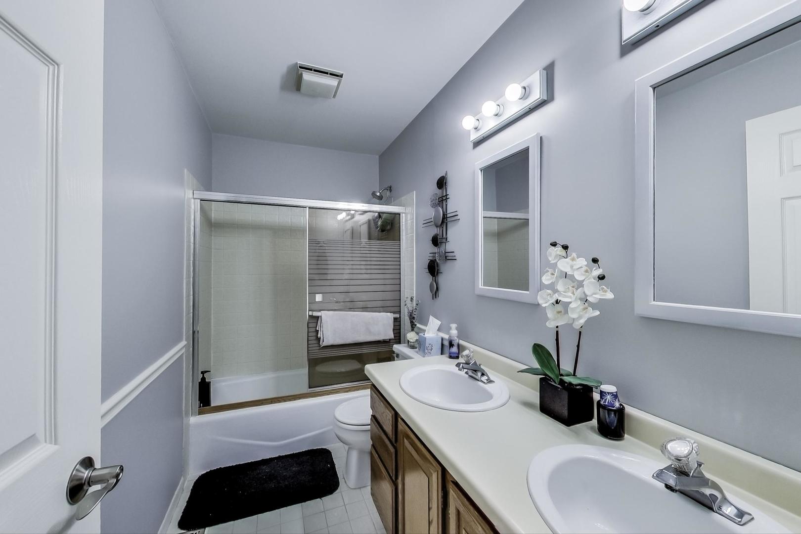 43 South Delany Road Gurnee, IL 60031 - Photo 16 of 27