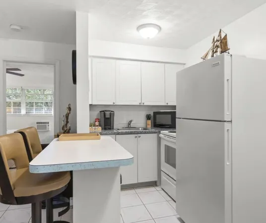 $1,625 | 820 Northeast 16th Avenue, Unit 4, Fort Lauderdale, FL 33304