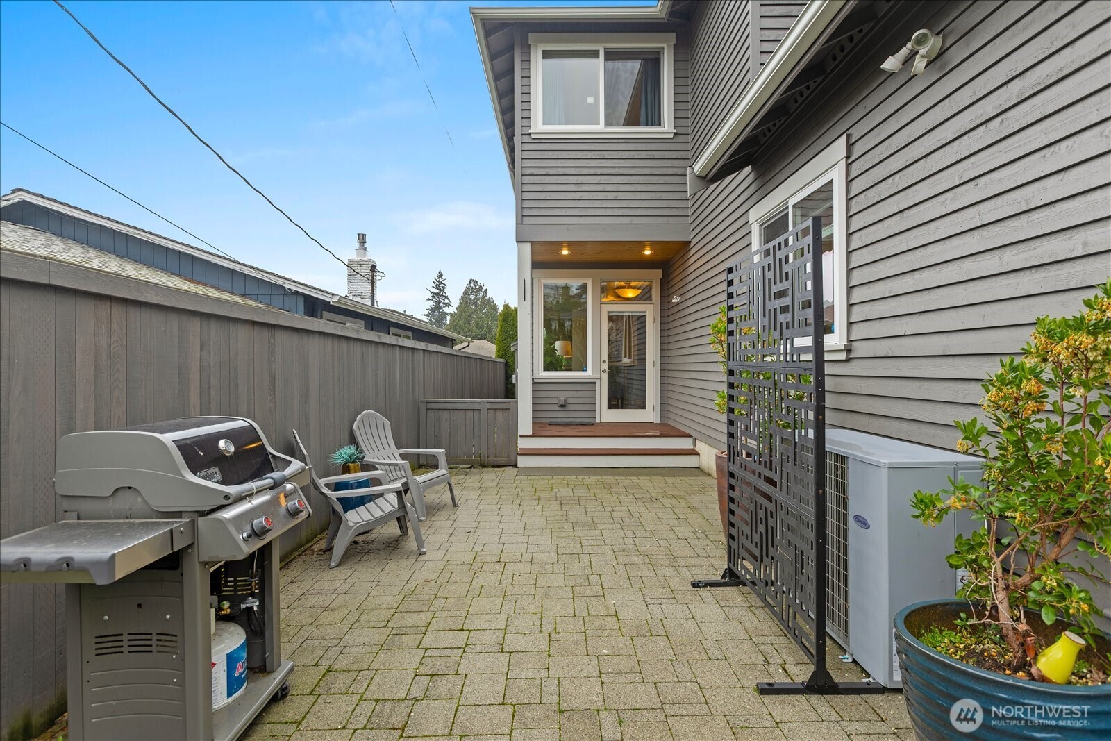 4840 48th Avenue Southwest Seattle, WA 98116 - Photo 33 of 40