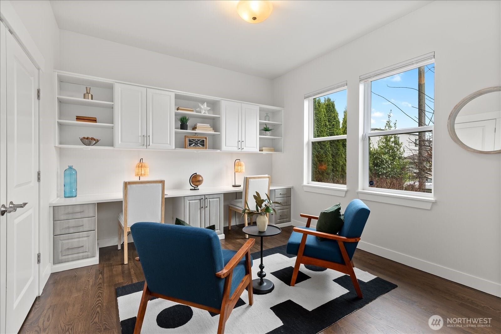 4840 48th Avenue Southwest Seattle, WA 98116 - Photo 6 of 40