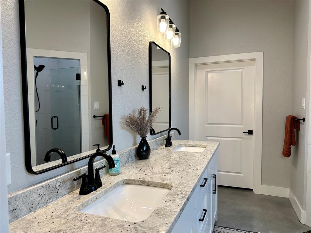 105 Proctor Lane Decatur, TX 76234 - Photo 24 of 40