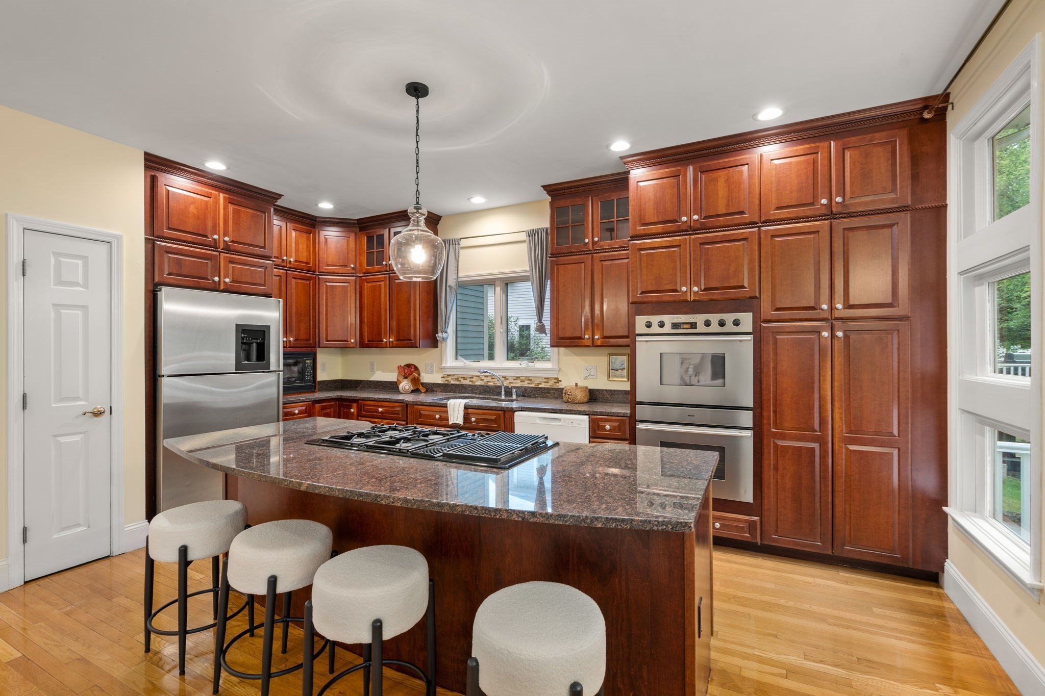 142 Hartman Road Newton, MA 02459 - Photo 18 of 42 Gallery Image 18