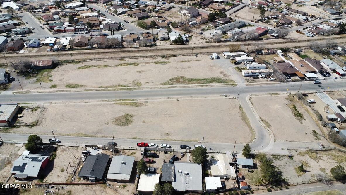 217 North Zaragoza Road El Paso, TX 79907 - Photo 3 of 6 a view of water heater