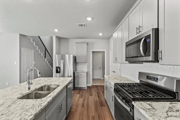 $2,100 | 3935 Worth Drive, Farmersville, TX 75442