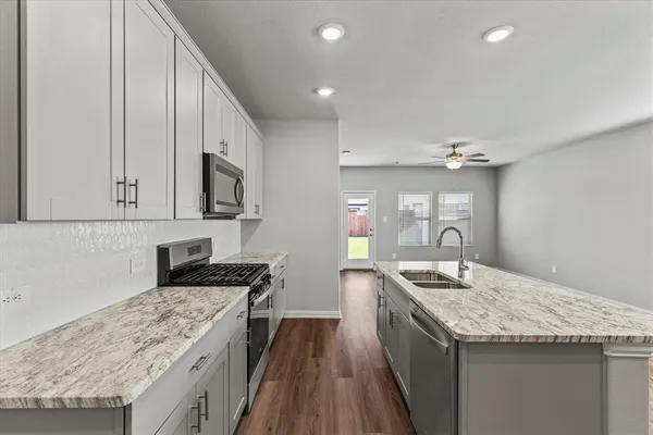 $2,100 | 3935 Worth Drive, Farmersville, TX 75442