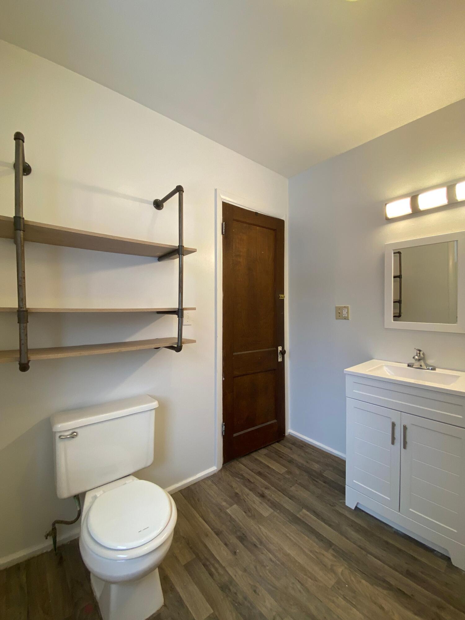 743 Academy Street Kalamazoo, MI 49007 - Photo 26 of 38 743 Academy Unit #2 Bathroom AFTER 2