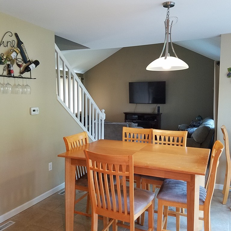 395 Kent Road Springfield, MA 01129 - Photo 8 of 16 Gallery Image 8