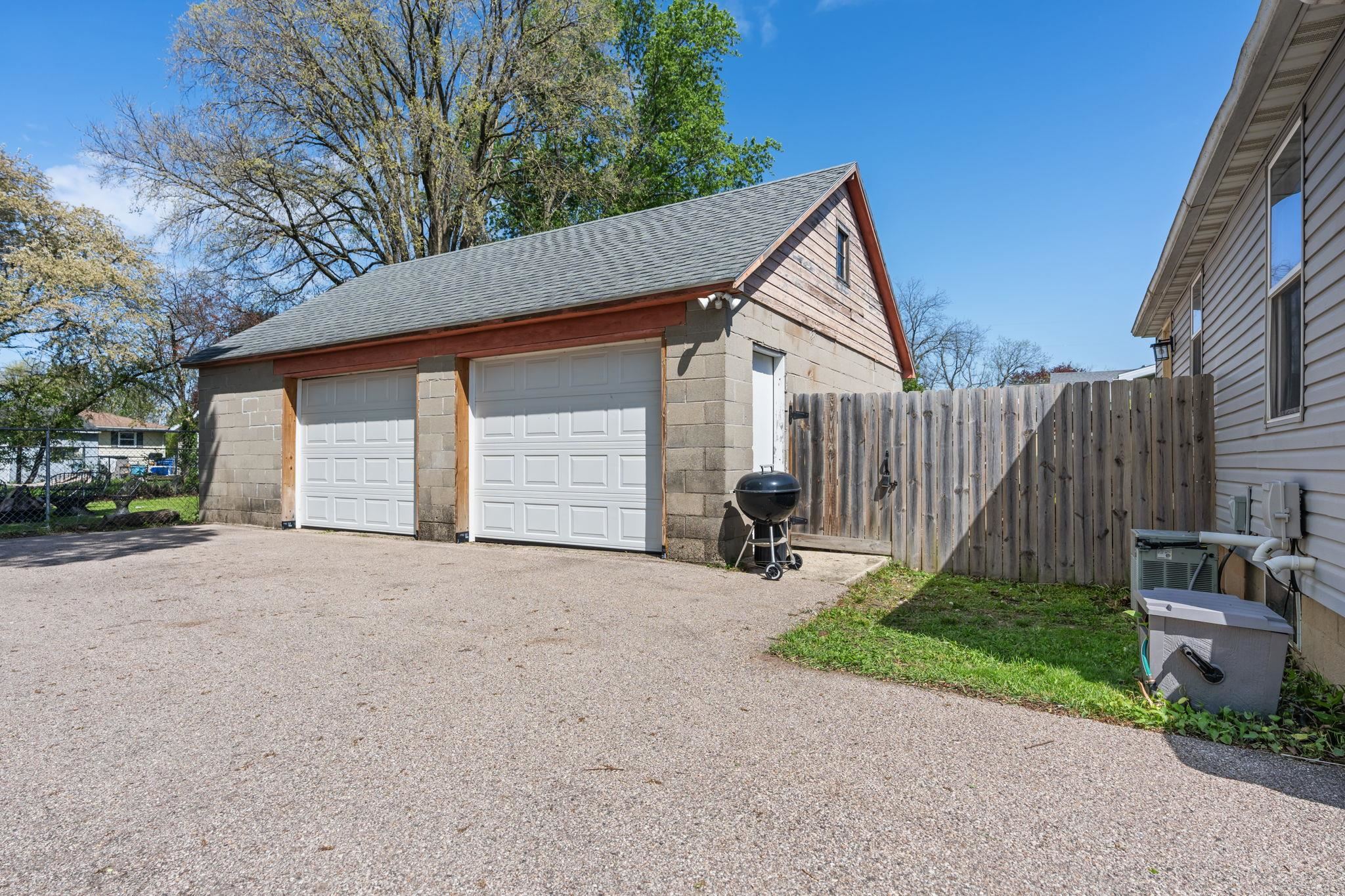 204 South 1st Street Brooklyn, WI 53521 - Photo 20 of 23