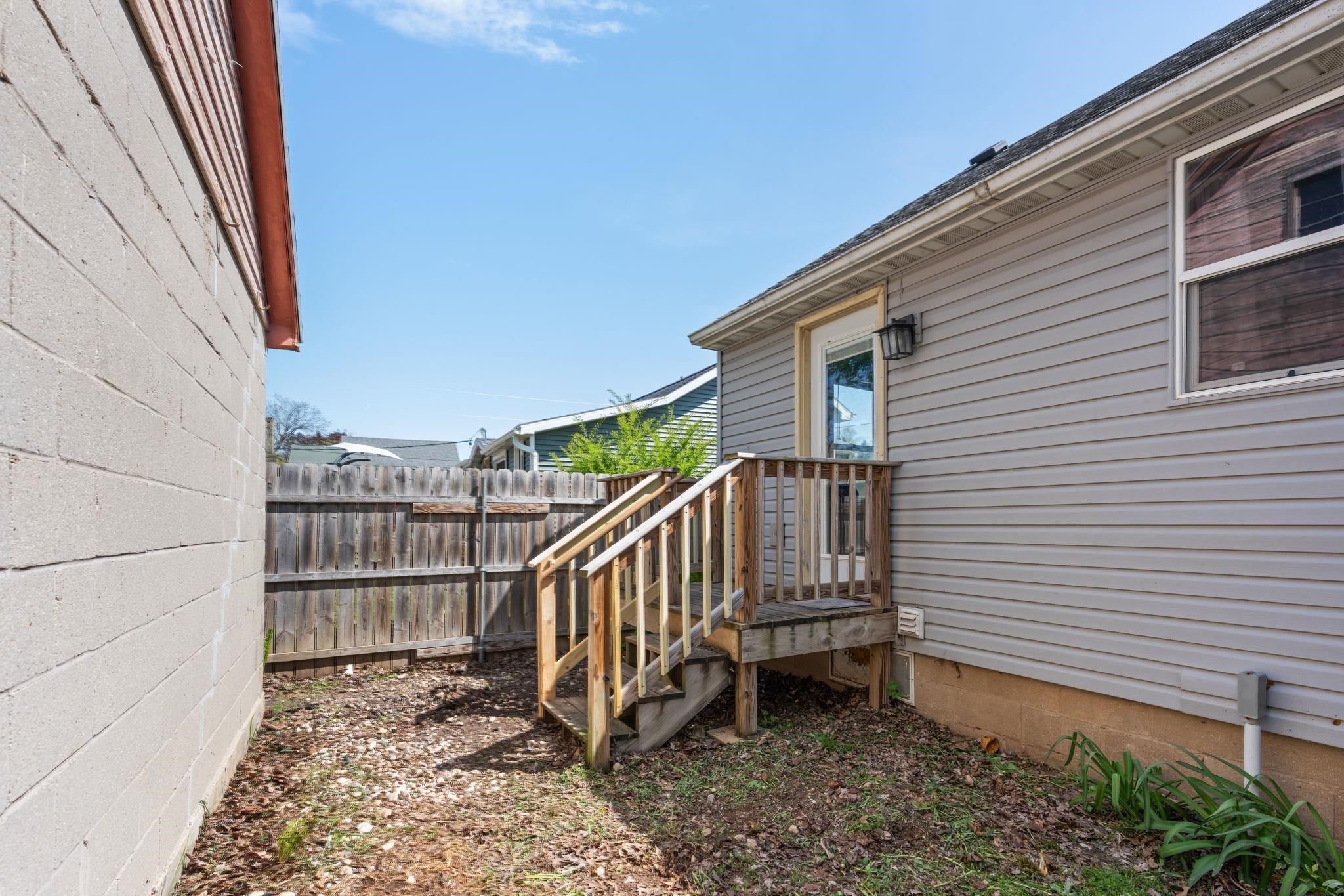 204 South 1st Street Brooklyn, WI 53521 - Photo 21 of 23
