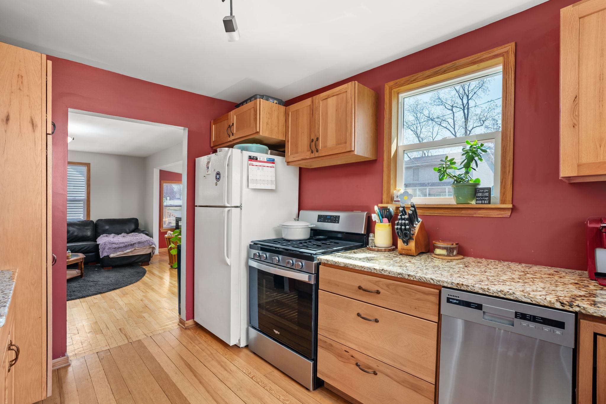 204 South 1st Street Brooklyn, WI 53521 - Photo 5 of 23