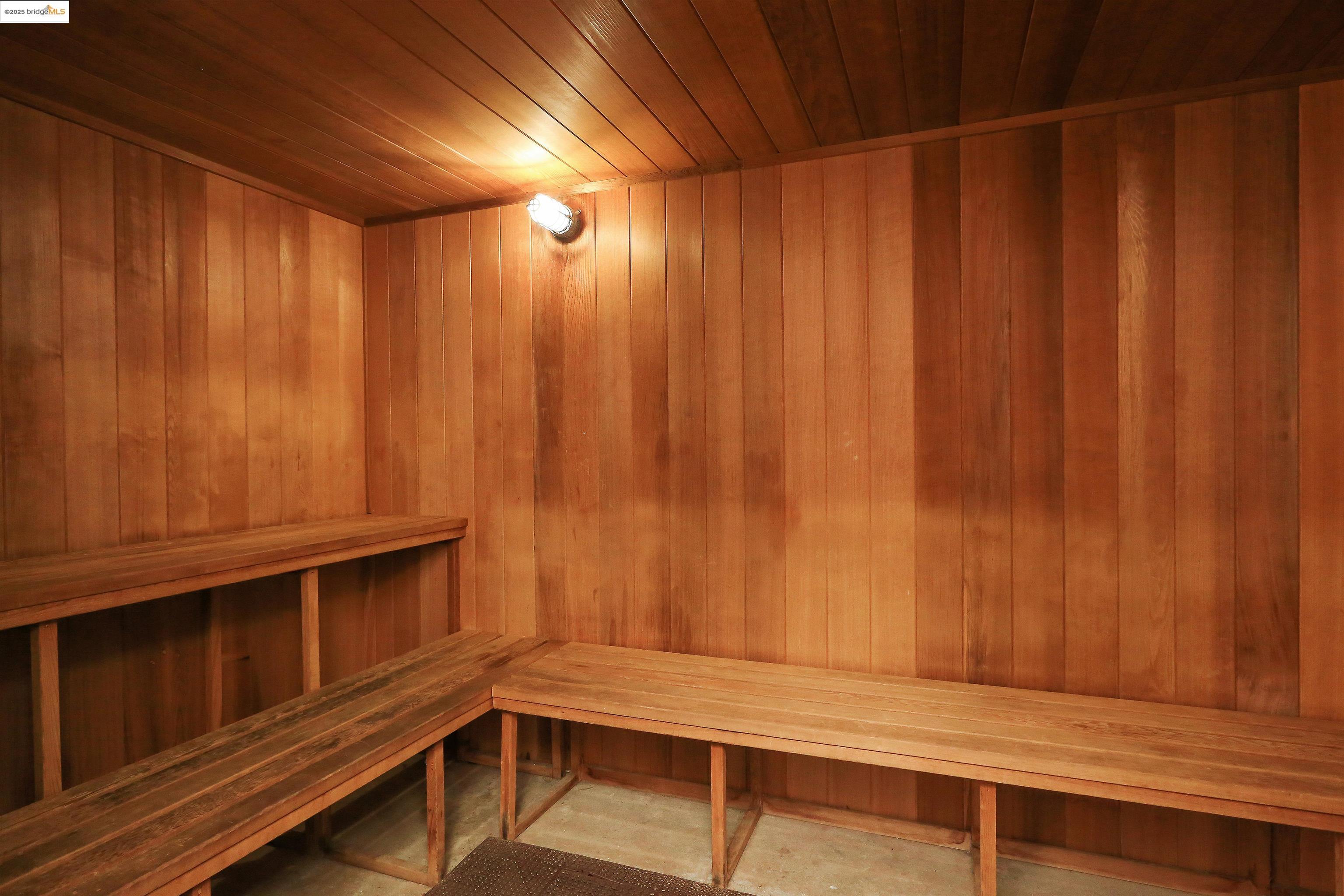 280 Caldecott Lane, Unit 311 Oakland, CA 94618 - Photo 5 of 6