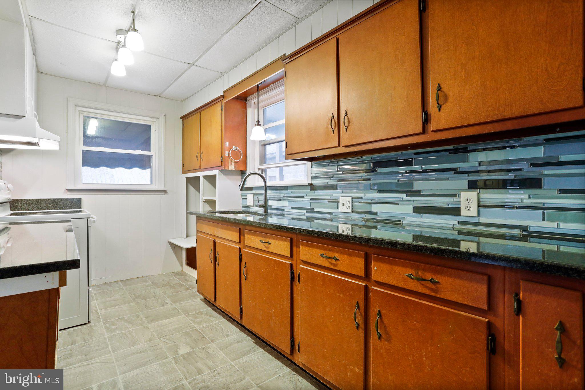 13702 Maugansville Road Hagerstown, MD 21740 - Photo 7 of 38 Gallery Image 7