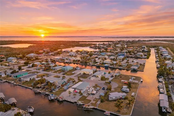 $399,000 | 2705 Patterson Court, St. James City, FL 33956
