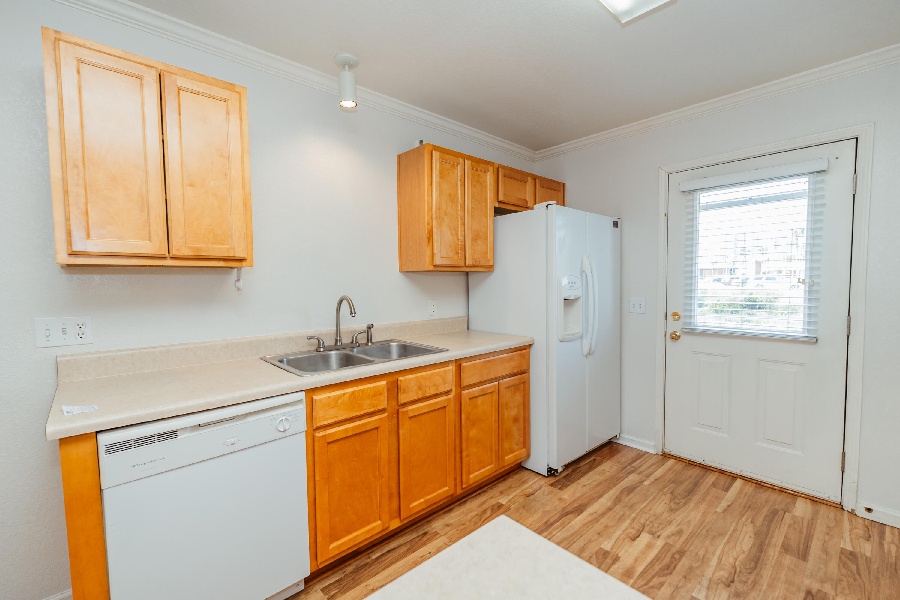 1150 Airport Road, Unit 122 Destin, FL 32541 - Photo 8 of 23 DSC09373