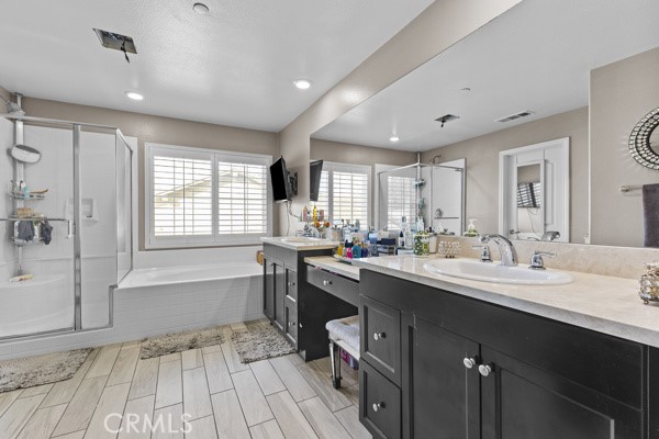 23347 Crystal Way Wildomar, CA 92595 - Photo 22 of 29 a kitchen with sink stove and refrigerator