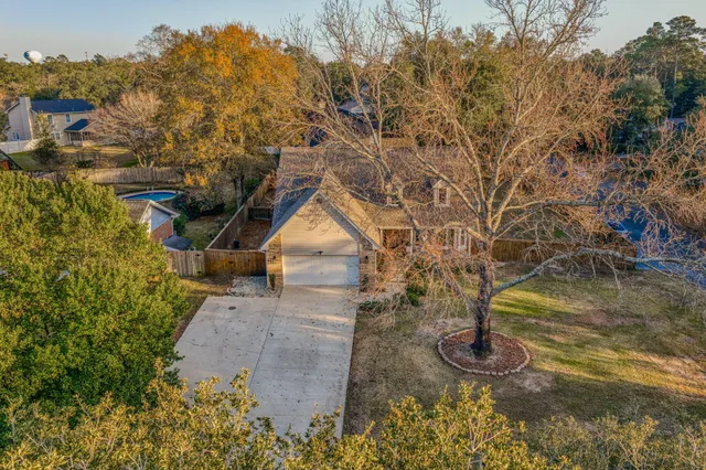 $625,000 | 526 Nassau Drive, Niceville, FL 32578