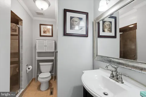 $399,000 | 101 Montgomery Avenue, Unit B2, Bala Cynwyd, PA 19004