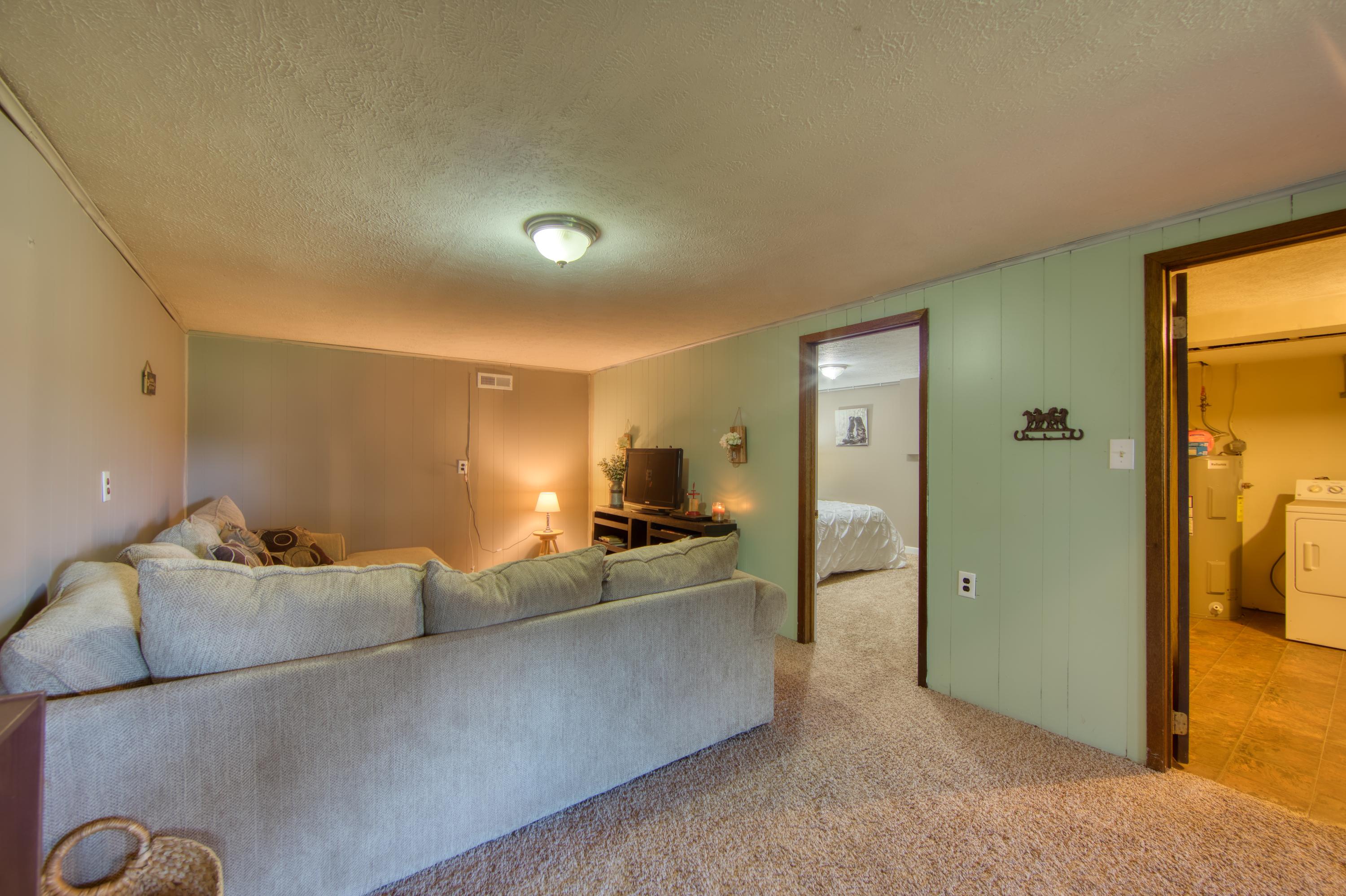 3787 Rugby Pike Allardt, TN 38504 - Photo 8 of 10 EK3A9648