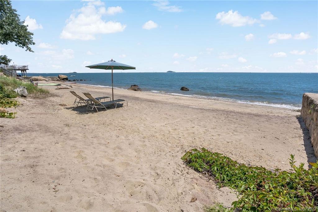 33 Grove Way Clinton, CT 06413 - Photo 1 of 1