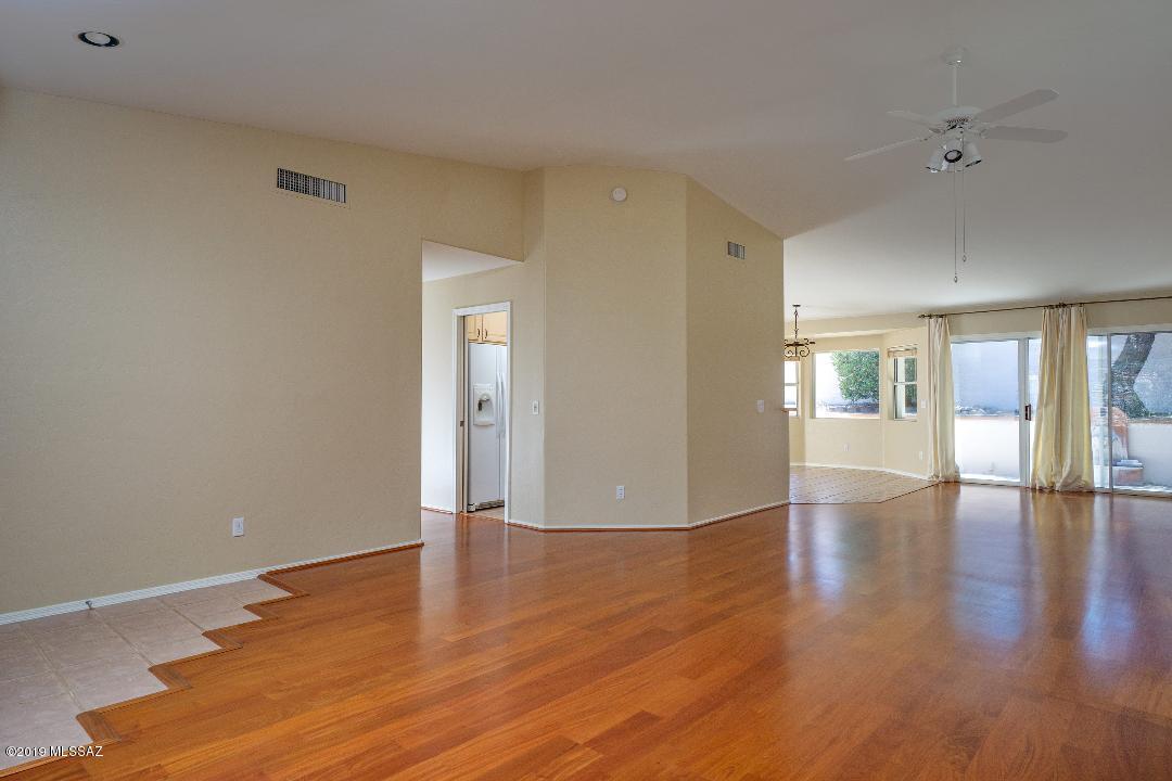 1493 East Tascal Loop Tucson, AZ 85737 - Photo 4 of 20
