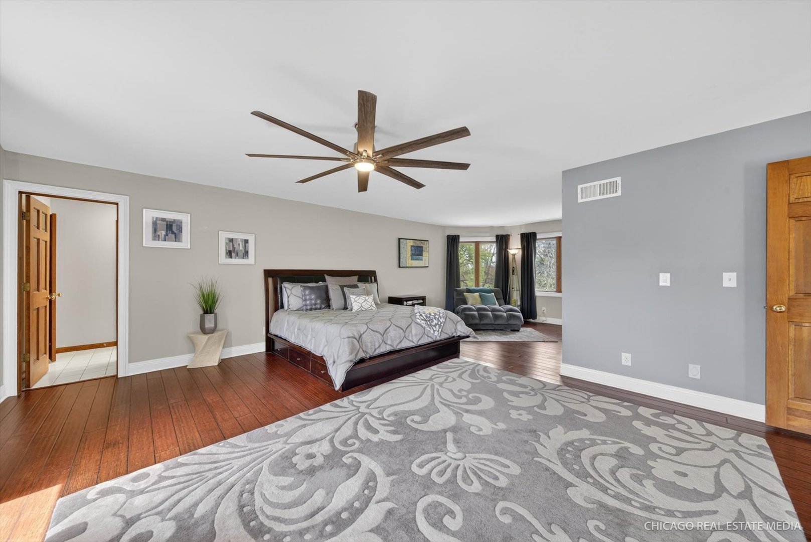 676 Old Westbury Road Crystal Lake, IL 60012 - Photo 32 of 67 Gallery Image 32