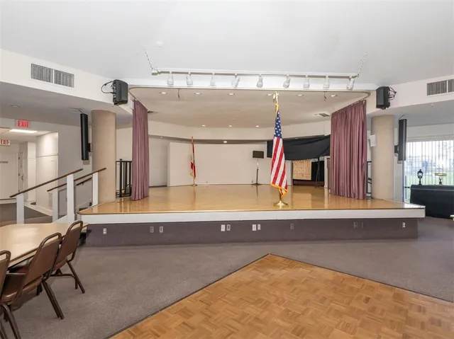 $149,900 | 270 Captains Court, North Port, FL 34287