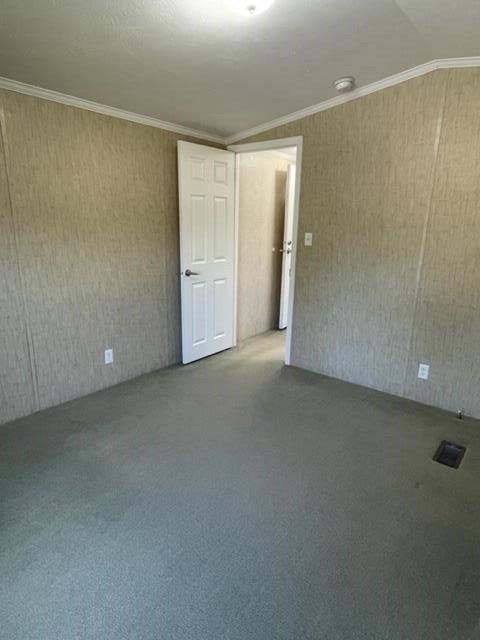 40 Hampton Road, Unit B13 Exeter, NH 03833 - Photo 23 of 28 Gallery Image 23