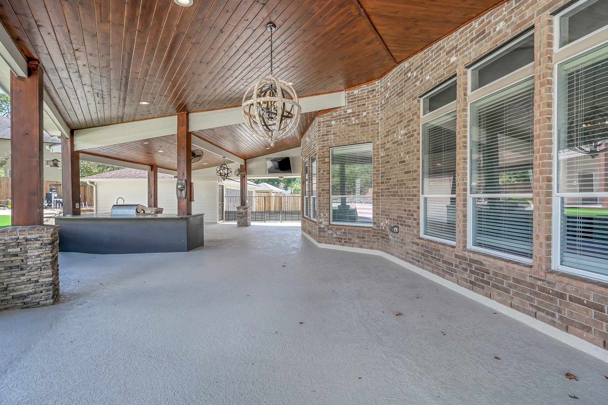 2425 West Bramlet Drive Conroe, TX 77304 - Photo 26 of 31 a view of an empty room with a window