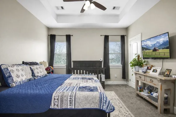 $2,400 | 5417 Texas Street, Unit A, Houston, TX 77011