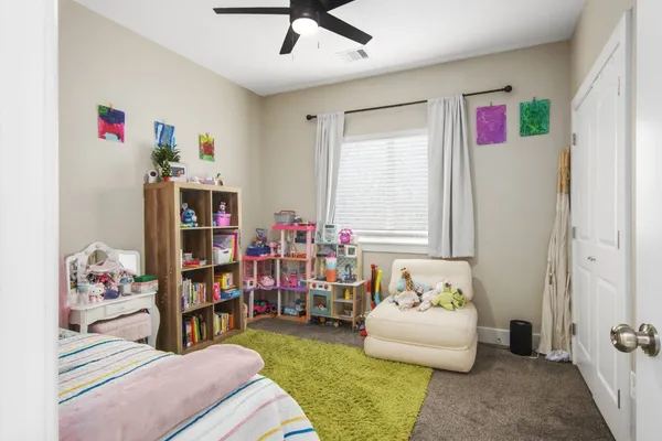 $2,400 | 5417 Texas Street, Unit A, Houston, TX 77011