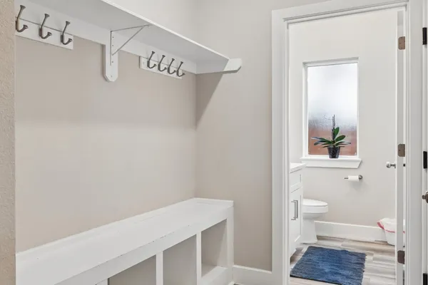 $2,400 | 5417 Texas Street, Unit A, Houston, TX 77011