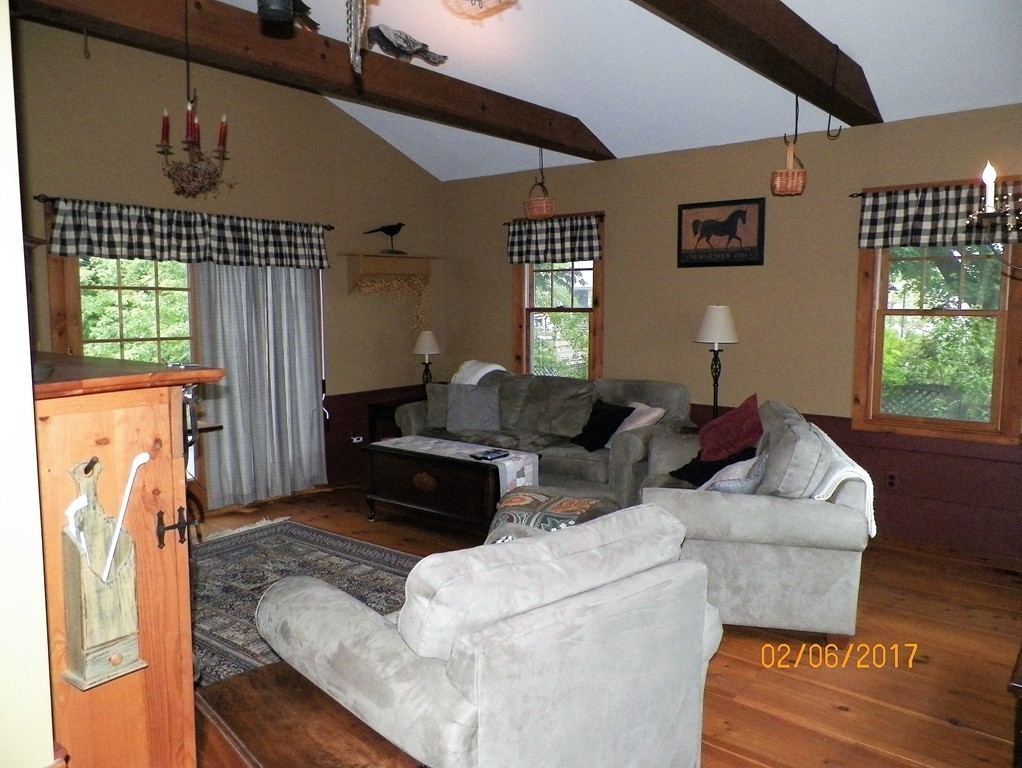 23 Brighton Road Worcester, MA 01606 - Photo 5 of 28