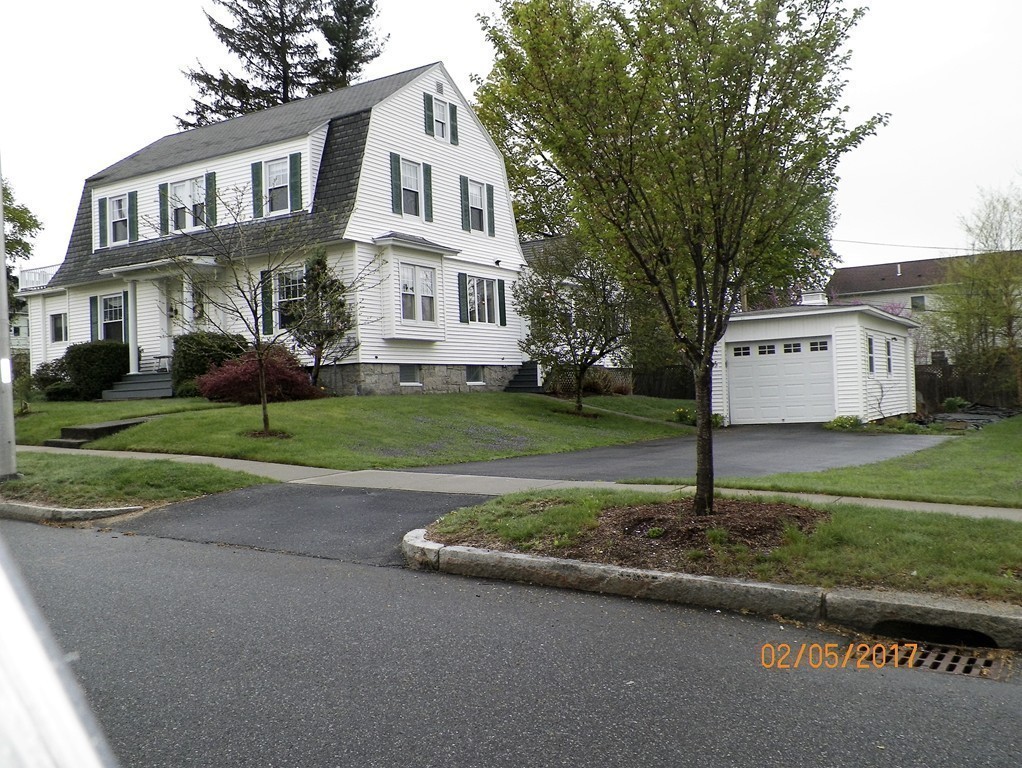 23 Brighton Road Worcester, MA 01606 - Photo 7 of 28
