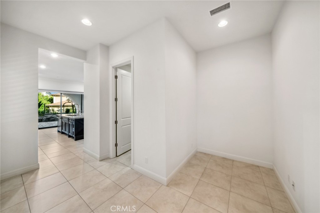 111 Whiteplume Irvine, CA 92618 - Photo 15 of 66