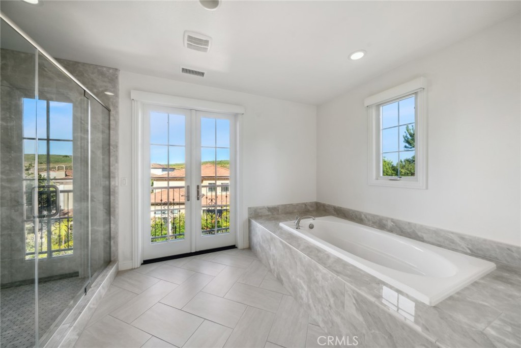 111 Whiteplume Irvine, CA 92618 - Photo 38 of 66