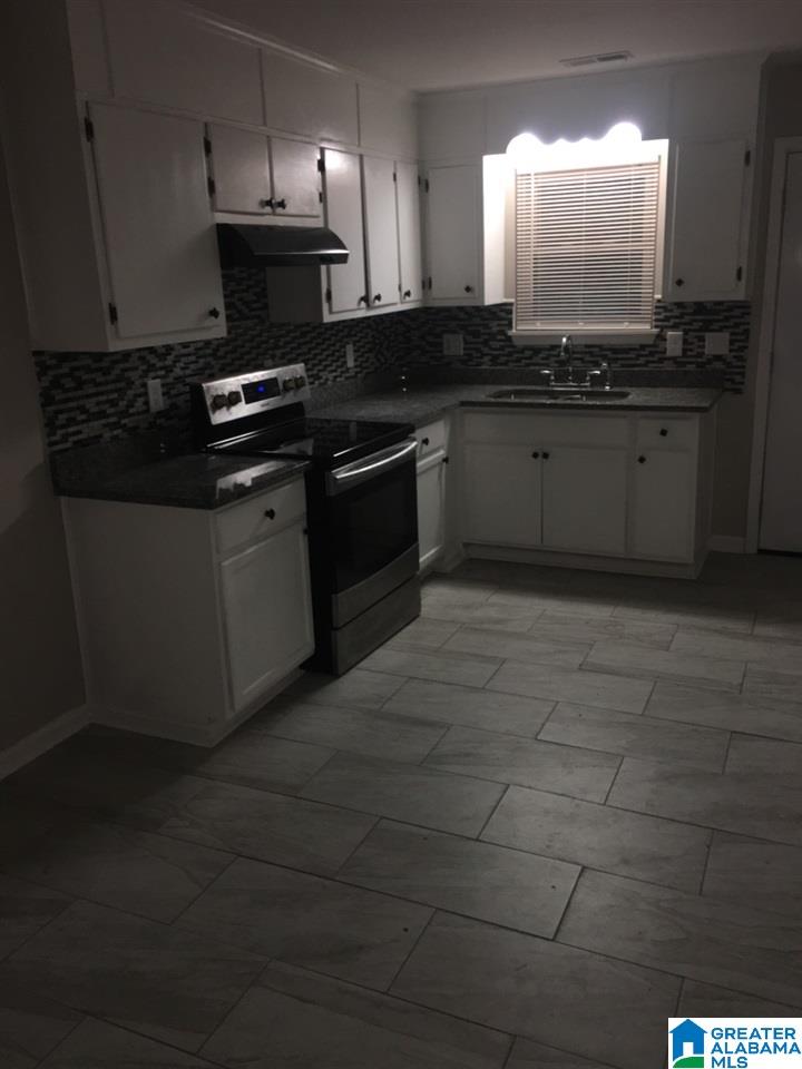 409 55th Street Fairfield, AL 35064 - Photo 10 of 11