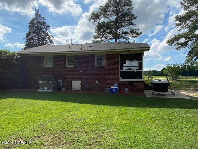 1903 Webbs Lake Road Macclesfield, NC 27852 - Photo 8 of 19 BACK
