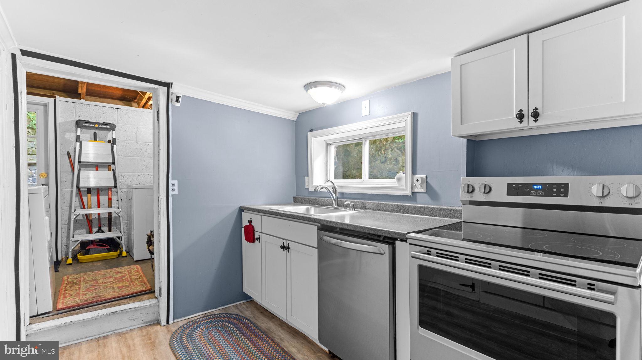 5025 Wetheredsville Road Baltimore, MD 21207 - Photo 16 of 58