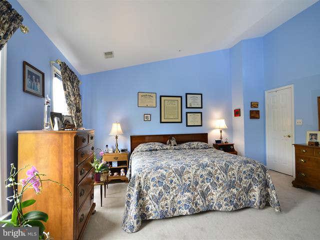 540 Tschiffely Square Road Gaithersburg, MD 20878 - Photo 12 of 24 Bedroom (Master)