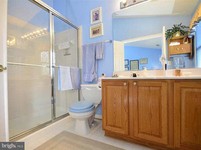 540 Tschiffely Square Road Gaithersburg, MD 20878 - Photo 14 of 24 Bath (Master)